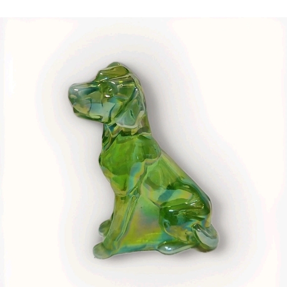 Mosser Green Carnival Glass Labrador Retriever Dog Figurine - Picture 1 of 6